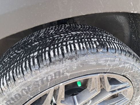 New 2026 Nissan Kicks SR w/ Cold Weather Package image 29