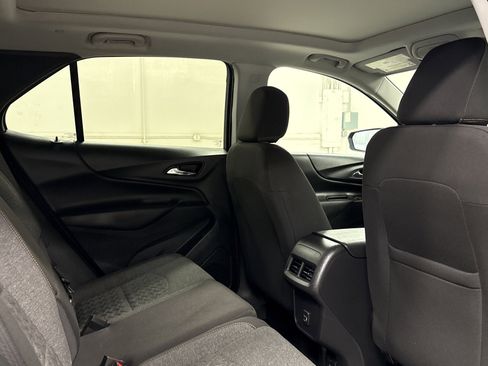 Used 2023 Chevrolet Equinox LT image 24