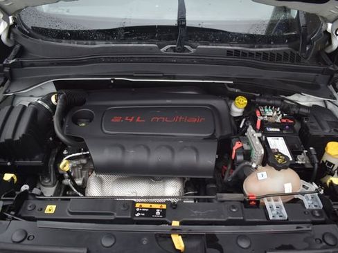 Used 2019 Jeep Renegade Altitude w/ Quick Order Package 2XM image 47