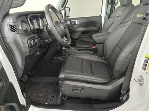 New 2025 Jeep Wrangler Unlimited Rubicon 392 image 17