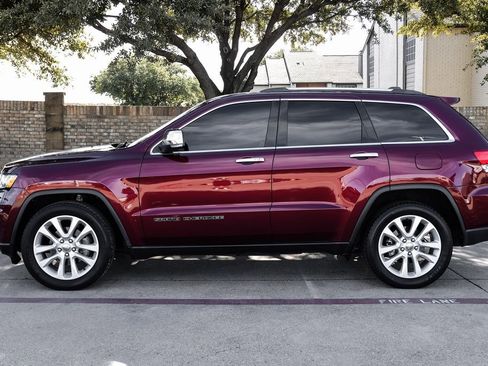 Used 2017 Jeep Grand Cherokee Limited image 21