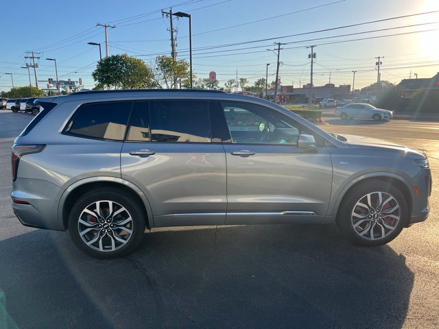 Used 2024 Cadillac XT6 Sport w/ Technology Package AWD/4WD image 7