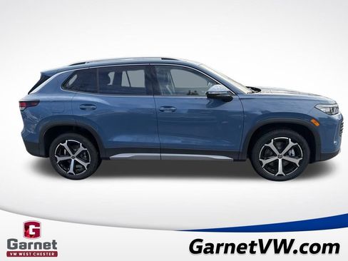 New 2026 Volkswagen Tiguan SE image 6