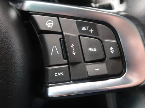 Used 2017 Jaguar F-PACE S AWD/4WD image 34