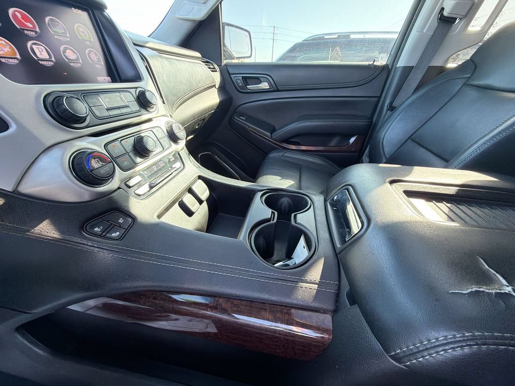 Used 2016 GMC Yukon XL SLT w/ Open Road Package RWD image 26