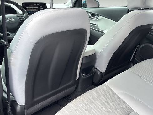 Certified 2023 Hyundai Kona SEL w/ Convenience Package FWD image 17