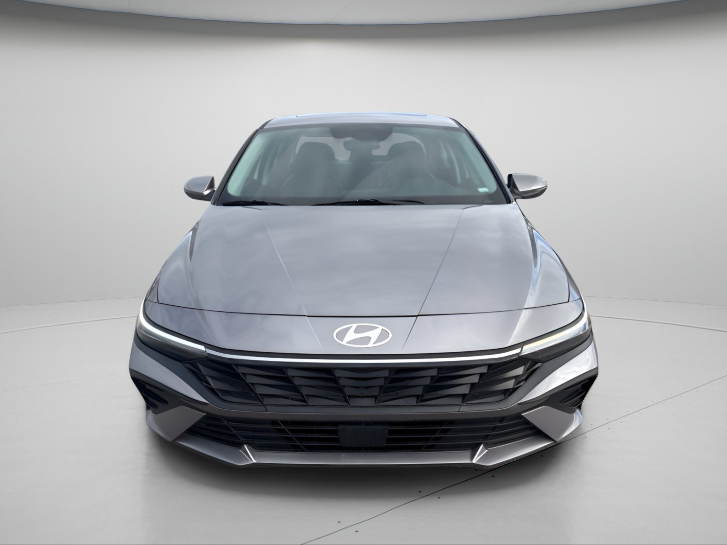 Used 2025 Hyundai Elantra Limited FWD image 16
