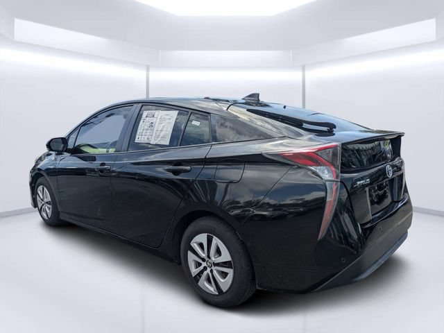 Used 2018 Toyota Prius Three w/ Advanced Technology Package FWD image 5