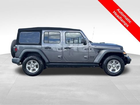 Used 2021 Jeep Wrangler Unlimited Freedom Edition image 28
