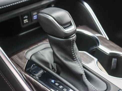 Used 2022 Toyota Highlander Limited image 20