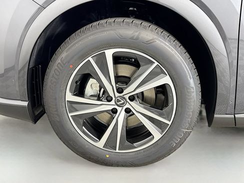Used 2025 Lexus RX 350 Premium w/ Accessory Package (Z1) FWD image 23
