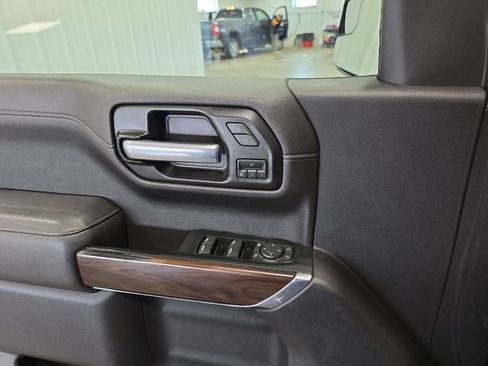 Used 2022 GMC Sierra 1500 SLT w/ SLT Premium Package AWD/4WD image 20