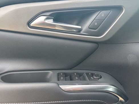 New 2026 Chevrolet Traverse LT image 26