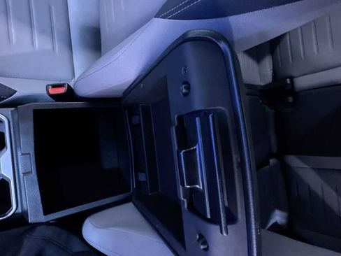 Used 2024 Toyota Tacoma TRD Sport image 26