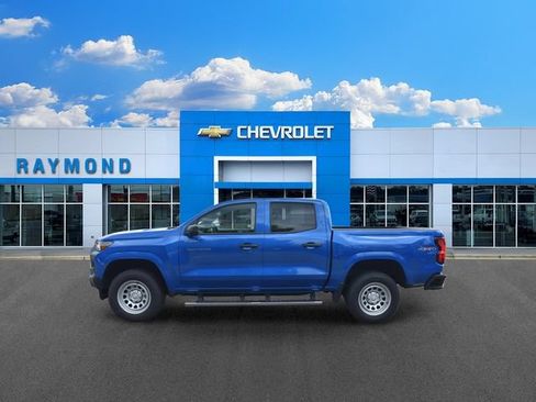 Used 2023 Chevrolet Colorado W/T w/ WT Convenience Package II AWD/4WD image 6