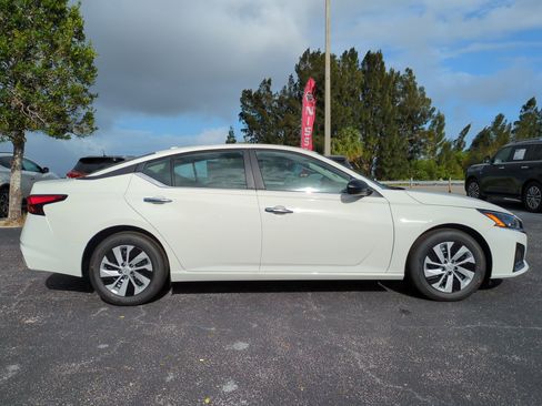 New 2025 Nissan Altima 2.5 S image 3