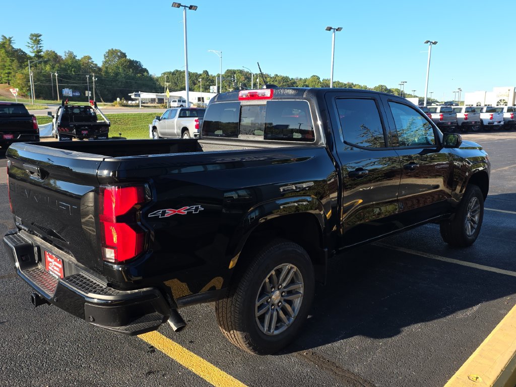 New 2026 Chevrolet Colorado LT w/ LT Convenience Package AWD/4WD image 9