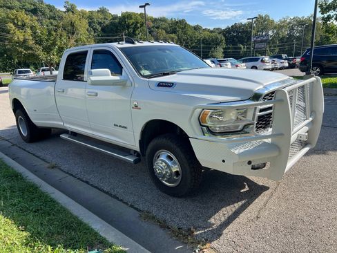 Used 2021 RAM 3500 Tradesman w/ Safety Group AWD/4WD image 3