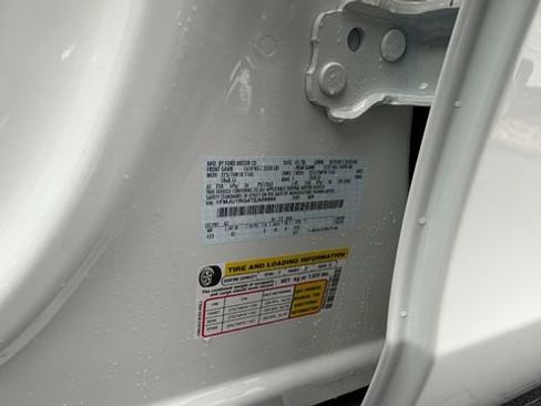 New 2026 Ford Expedition Tremor image 36