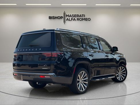 Used 2022 Jeep Wagoneer Series I w/ Premium Group I RWD image 5