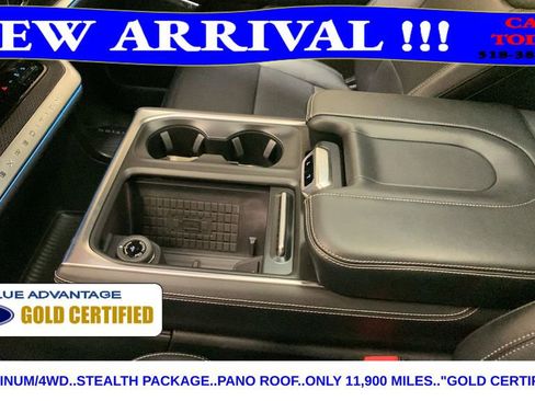 Used 2025 Ford Expedition Platinum w/ Stealth Appearance Package image 50
