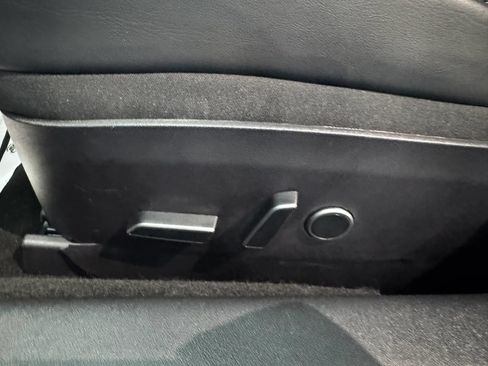 Used 2022 Tesla Model 3 Long Range AWD/4WD image 11