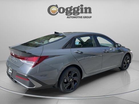 New 2026 Hyundai Elantra Sport image 6