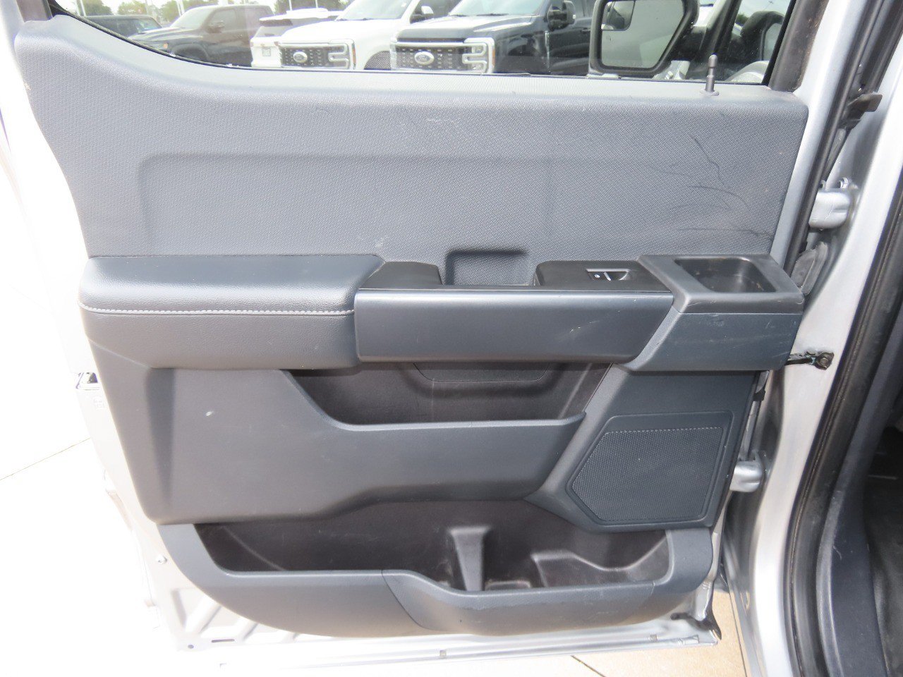 Certified 2022 Ford F150 XL w/ STX Appearance Package AWD/4WD image 17