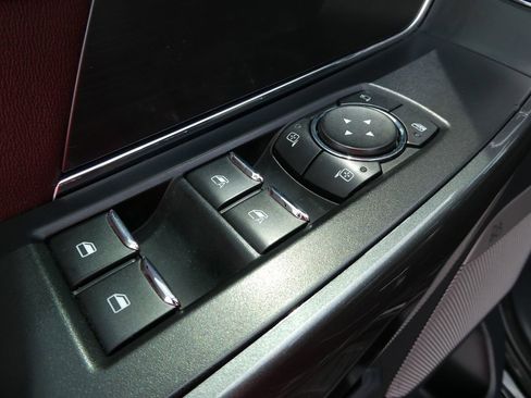 Used 2022 Ford F150 Lariat AWD/4WD image 23