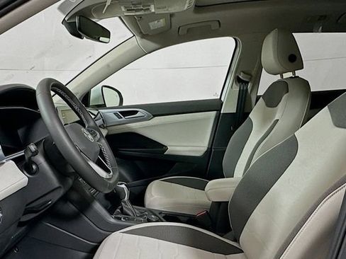 New 2026 Volkswagen Taos SE AWD/4WD image 12