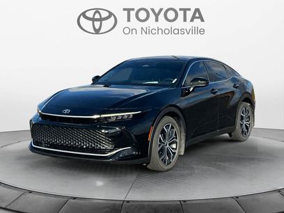 Used 2023 Toyota Crown Limited