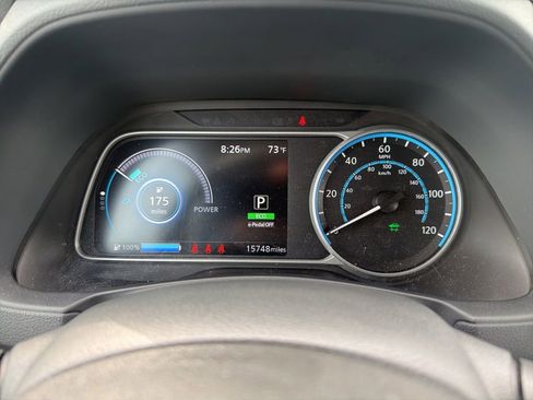 Used 2025 Nissan Leaf S FWD image 5