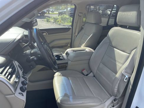 Used 2016 GMC Yukon Denali w/ Enhanced Security Package AWD/4WD image 20
