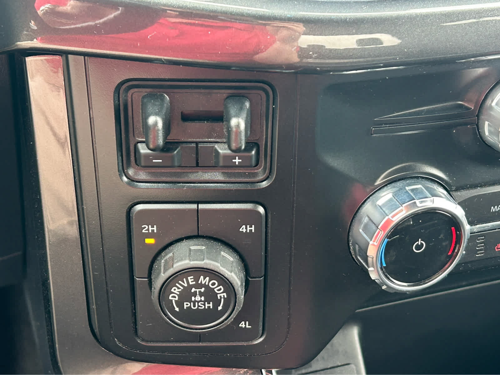 Used 2022 Ford F150 XLT w/ Equipment Group 302A High AWD/4WD image 38