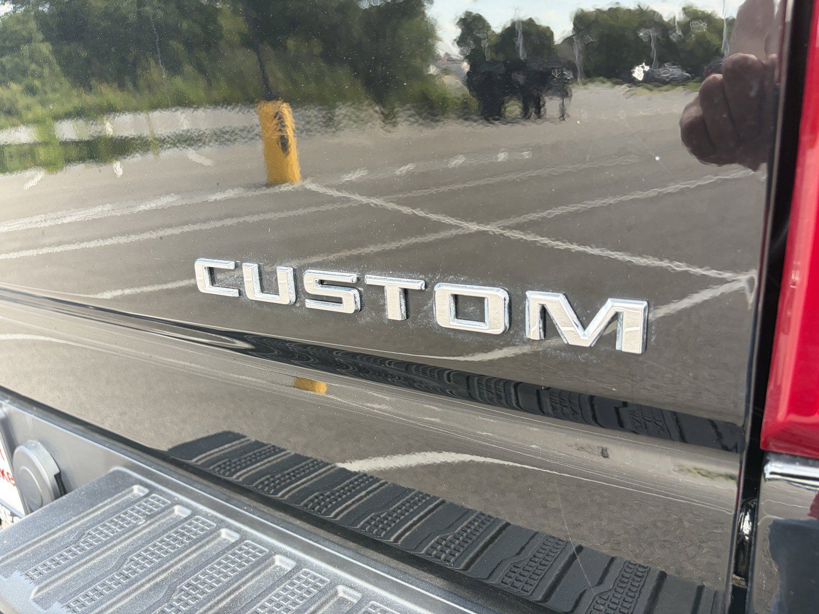 Used 2024 Chevrolet Silverado 2500 Custom w/ Custom Value Package AWD/4WD image 36