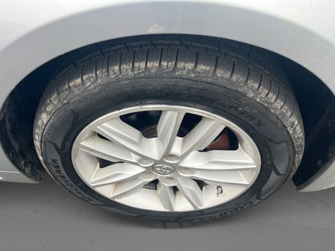 Used 2015 Toyota Avalon XLE FWD image 23