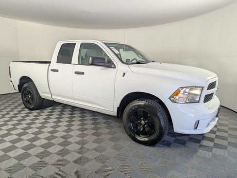 Used 2017 RAM 1500 Express image 3