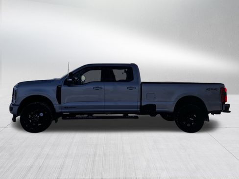 Used 2024 Ford F350 Lariat w/ Black Appearance Package image 4