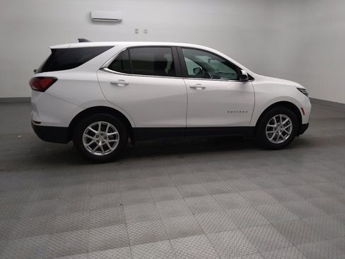 Used 2023 Chevrolet Equinox LT w/ LPO, Floor Liner Package image 10