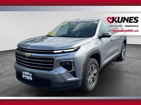 Used 2024 Chevrolet Traverse LT AWD/4WD image 14