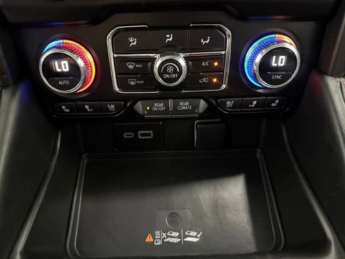 Used 2023 GMC Yukon AT4 AWD/4WD image 49
