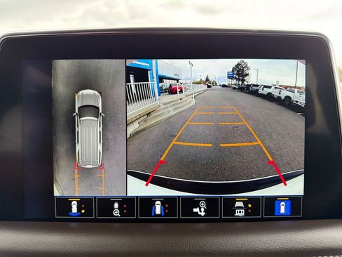 Used 2023 Chevrolet Tahoe LT w/ LT Signature Package image 20