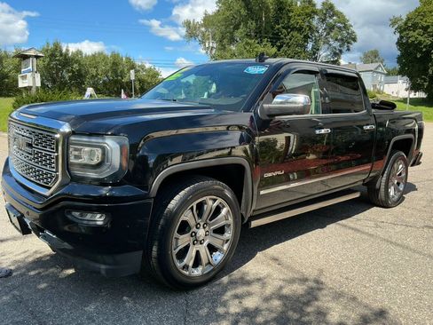 Used 2017 GMC Sierra 1500 Denali w/ Denali Ultimate Package AWD/4WD image 1