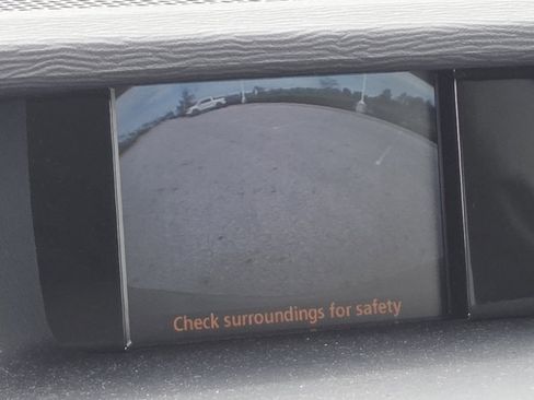 Used 2013 Toyota Sienna XLE FWD image 7