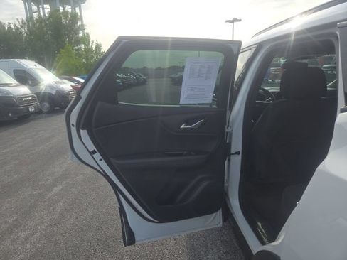 Used 2019 Chevrolet Blazer LT AWD/4WD image 16