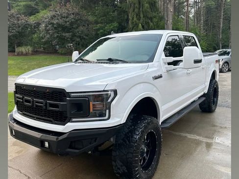 Used 2019 Ford F150 XLT w/ Equipment Group 302A Luxury AWD/4WD image 11