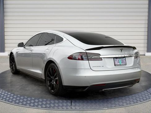 Used 2013 Tesla Model S RWD image 7
