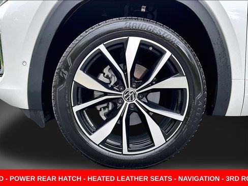 Used 2025 Volkswagen Atlas SEL Premium R-Line AWD/4WD image 33