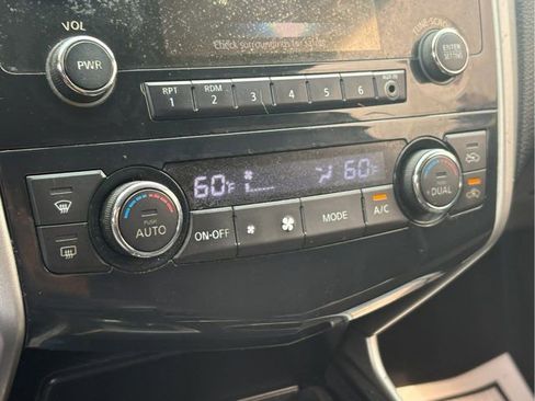 Used 2013 Nissan Altima 2.5 SV image 26