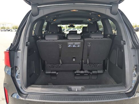 Used 2025 Honda Odyssey Sport-L image 17